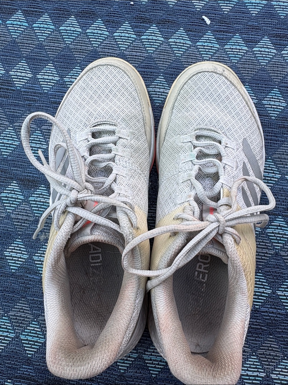 adidas Women's Light Beige tennis/ court Sneakers with Pink Logo size 8 - Picture 3 of 6